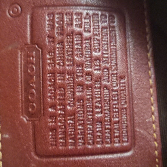 COACH Wallet/wristlet - Picture 7 of 7